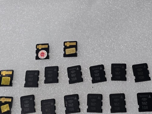 48 Stück Sony M2 Memory Stick Micro Karten 41 Stück 1GB, 6PSC 2GB & 512MB ungetestet - Bild 8 von 17