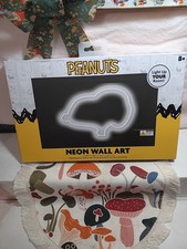 PEANUTS SNOOPY NEON WALL ART  