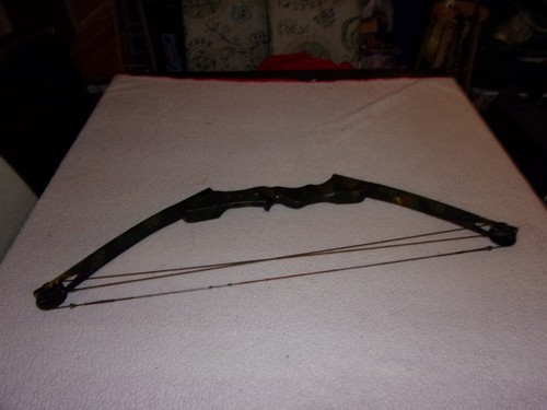 Vintage Browning Nomad XL Series Compound Bow - Picture 2 of 18