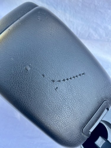 2015- 2021 SUBARU WRX LOWER CENTER CONSOLE STORAGE COMPARTMENT 92174FG000 issue - Picture 2 of 24