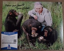 JANE GOODALL SIGNED AUTOGRAPHED 8X10 PHOTO BAS BECKETT COA