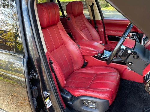 2013 Model Range Rover 4.4SD V8 Autobiography. Causeway Grey / Red Leather. - Picture 10 of 20