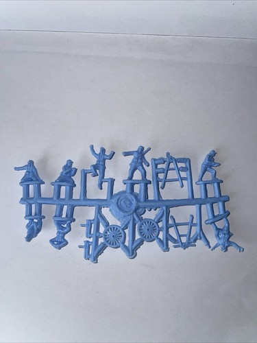 Strelets French Foreign Legion M1916 37mm Gun & Crew - Contains 1 Sprue  - 291 - Picture 1 of 6