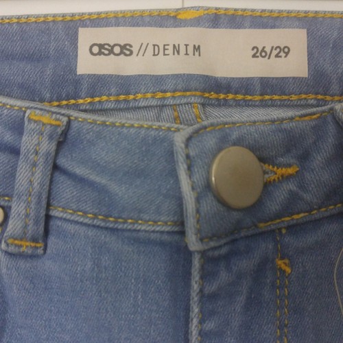 Asos Petite Jeans Gr. 26 26/29 Damen hellblau Skinny Raw Step unebener Saum - Bild 4 von 7