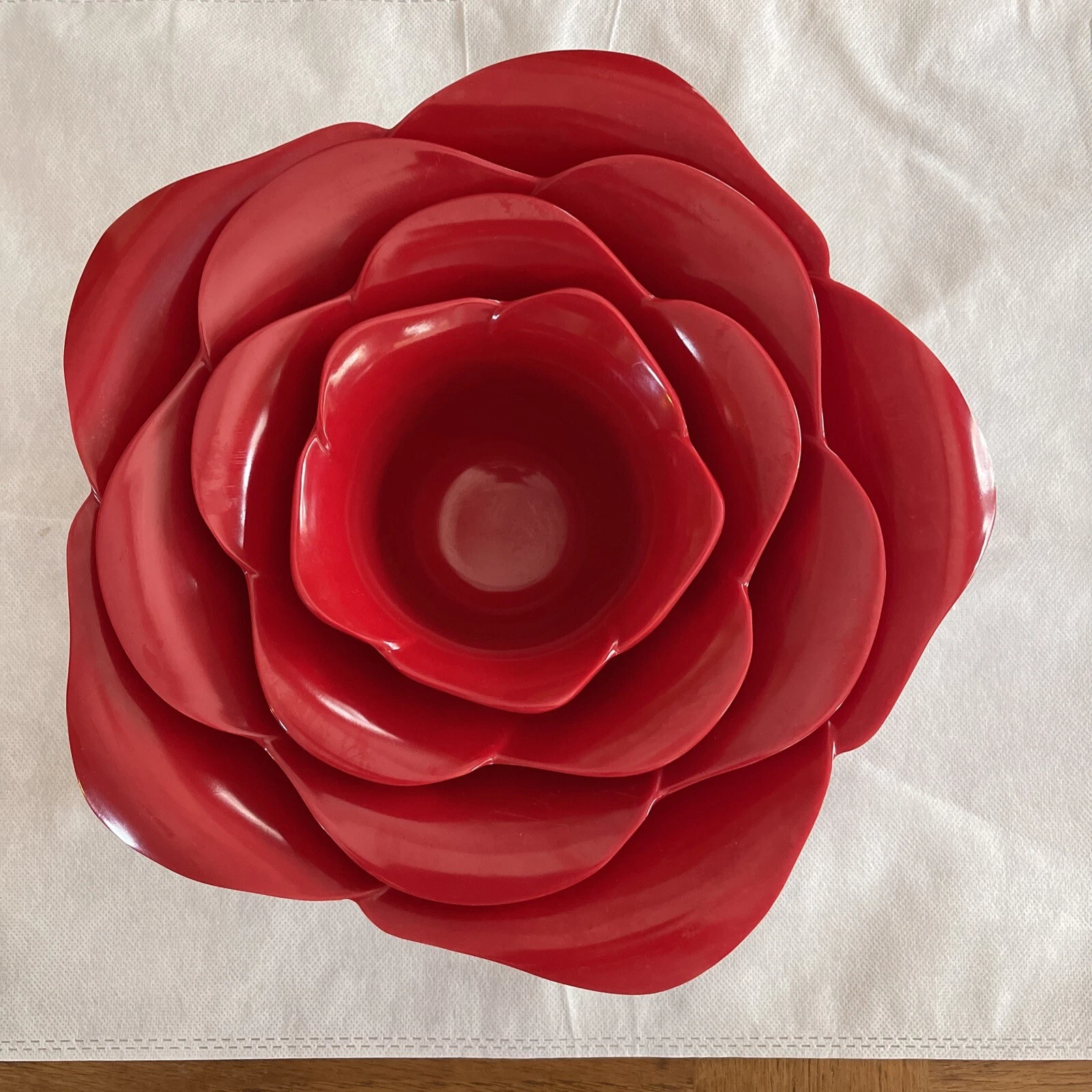ZAK! Designs Mixing Bowls Nesting Melamine Red Flower Shaped 4 Pcs Set