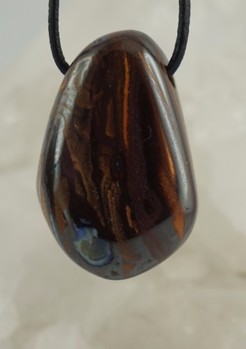 BOULDER OPAL Anhänger Trommelstein gebohrt mit Lederband Edelstein-Anhänger n1 - Bild 3 von 4