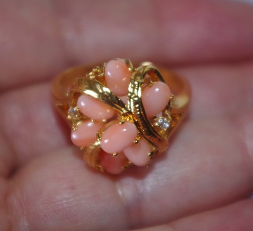 VINTAGE QUALITY ANGEL SKIN PINK CORAL CLUSTER LEAF GORGEOUS 18K GF RING S 10 1/2 - 第 9/11 張圖片