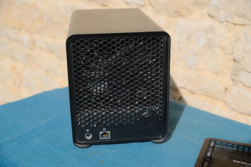 Drobo FS DRDS2-A NAS - Afbeelding 3 van 7
