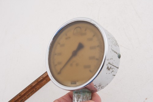 WIKA Glycerine Filled Pressure Vintage Caterpillar Gauge 10,000 lbs (E4L)Clouded - Picture 6 of 10