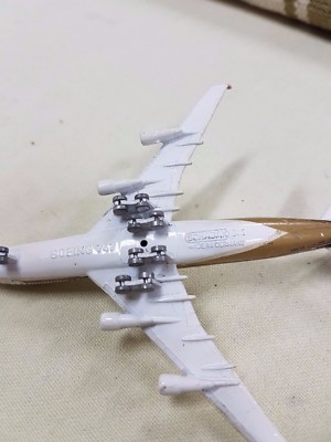 Singapore airlines SIA - Megatop Boeing 747 Aeroplane Metal
