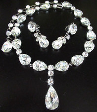 SCHREINER Sparkling Ice Rhinestone Necklace Earring Set