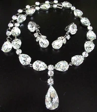 SCHREINER Sparkling Ice Rhinestone Necklace Earring Set