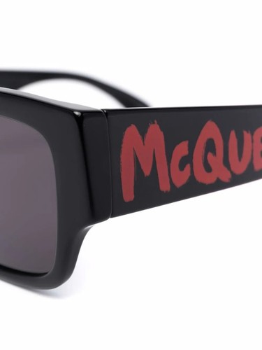 ALEXANDER McQUEEN GRAFFITI GAFAS DE SOL RECTANGULARES GAFAS DE SOL 669322J07401074 - Imagen 3 de 4