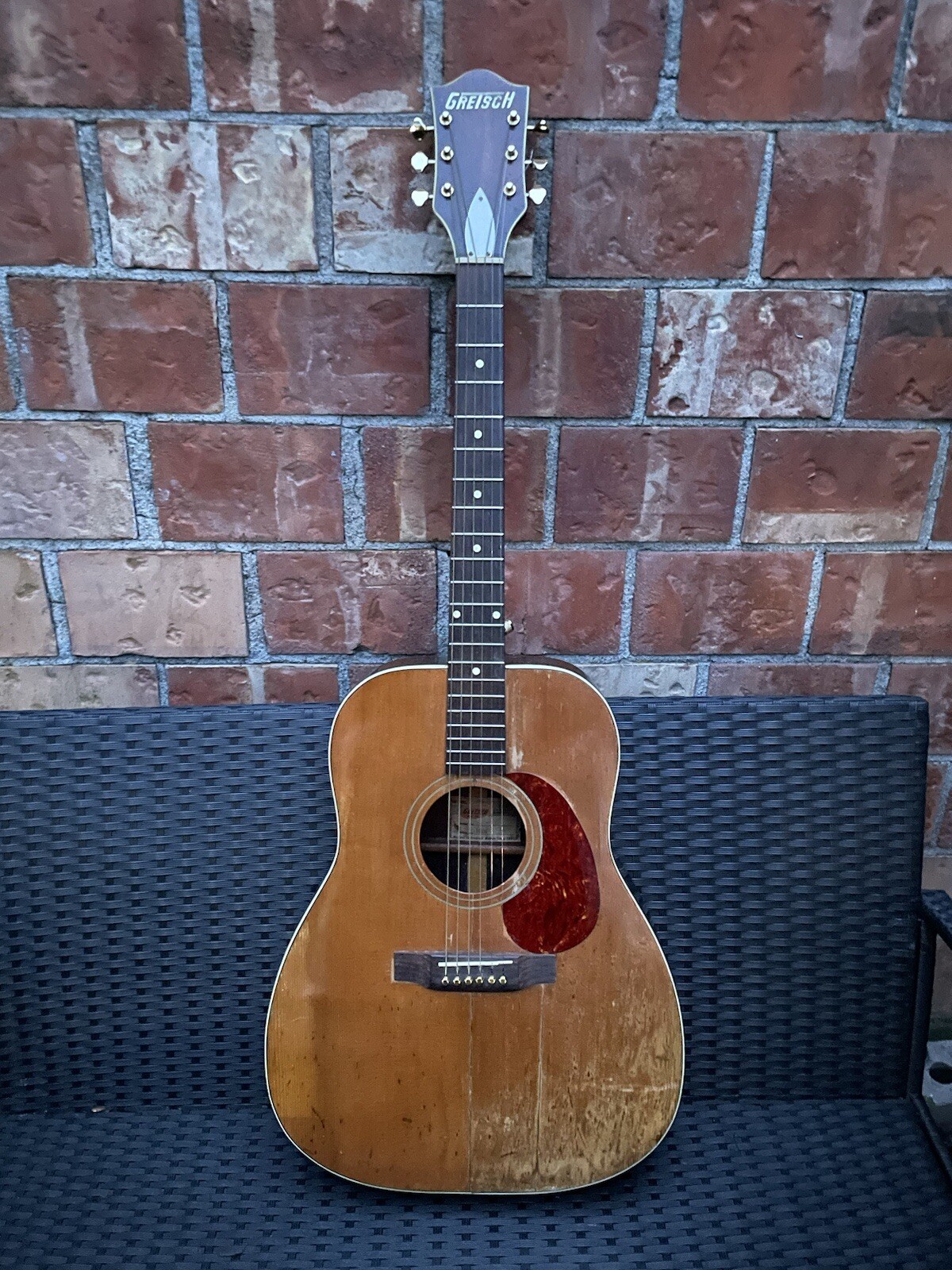 Picture 3 of 11