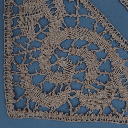 Set of 12 Handmade Corner Lace Triangles Handmade Insert Lace Ornamental French - Picture 6 of 8