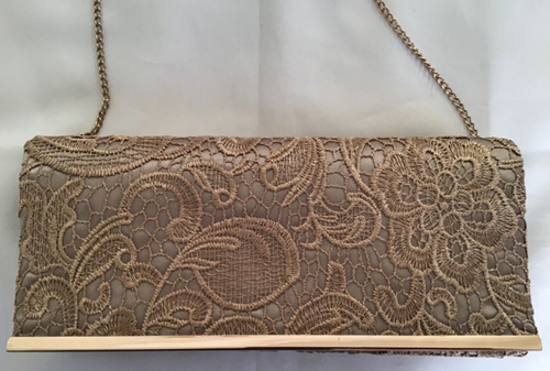 M&Co GOLD EMBROIDERED EVENING PARTY CLUTCH BAG GOLD CHAIN SHOULDER BAG 25AG - Picture 8 of 11