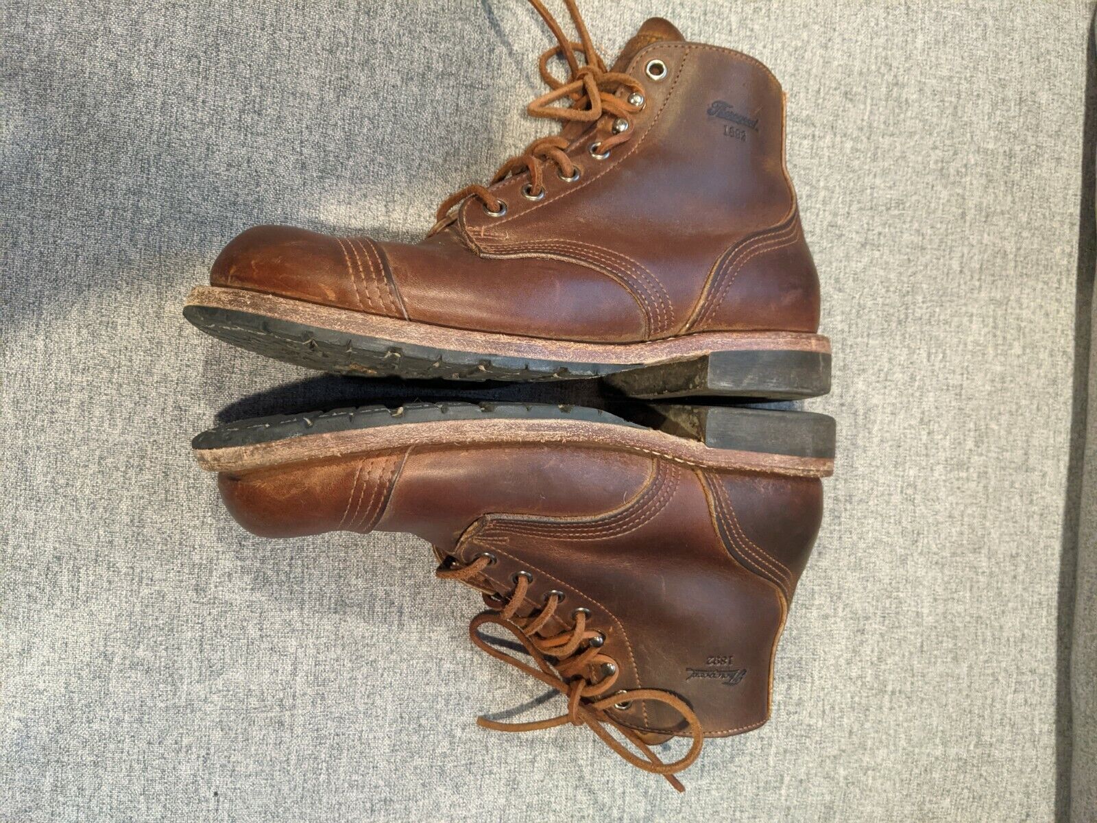 1892 by Thorogood Shoes 814-4014 Dodgeville Wheat Pred Boots Made In USA  Horween