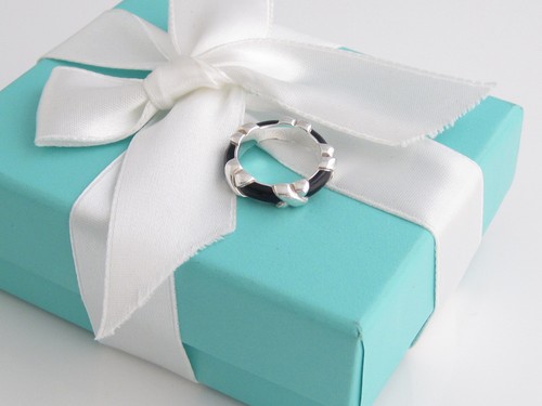 Nuevo Auténtico Anillo de Esmalte Negro Tiffany & Co Talla 5 - Imagen 4 de 5