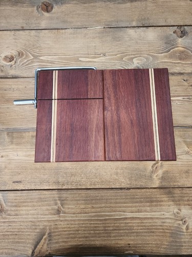 Handgefertigte Käsehobel und Wurstwaren Bretter Padauk, Walnuss und Ahorn 7x18  - Bild 2 von 7