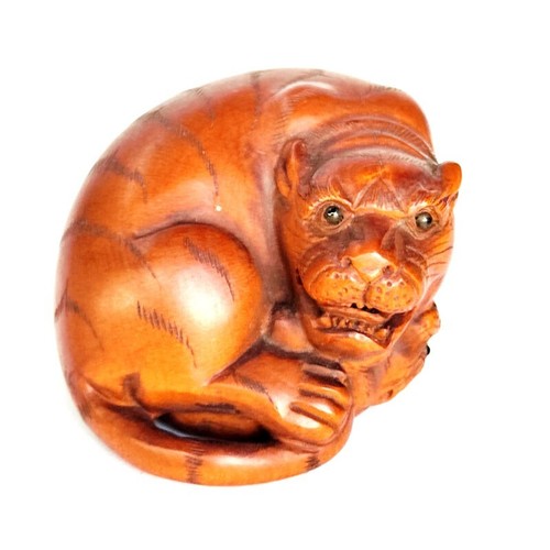 GX813 - Netsuke de boj tallado a mano de 2" de 20 años: Tigres - Imagen 2 de 9