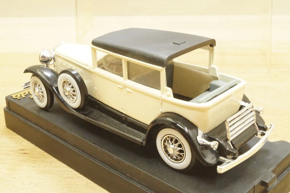 Modello 1:43 Solido 4085 Cadillac V 16 452A 1931 In Beige/Nero Nuovo In OVP - Immagine 4 di 4