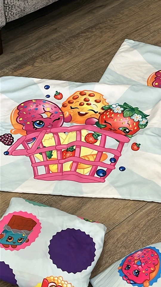 Shopkins Paquete 2-Juegos de Sábanas Gemelas 3 Almohadas Bolsa de Viaje Foto 2 de 4