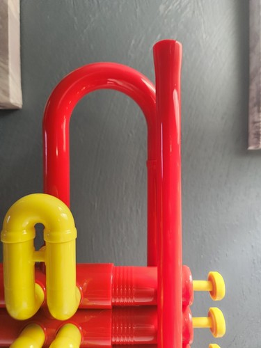 Warburton Tiger Plastic Trumpet Red And Yellow With Case Missing Mouth Piece HTF - Picture 5 of 12