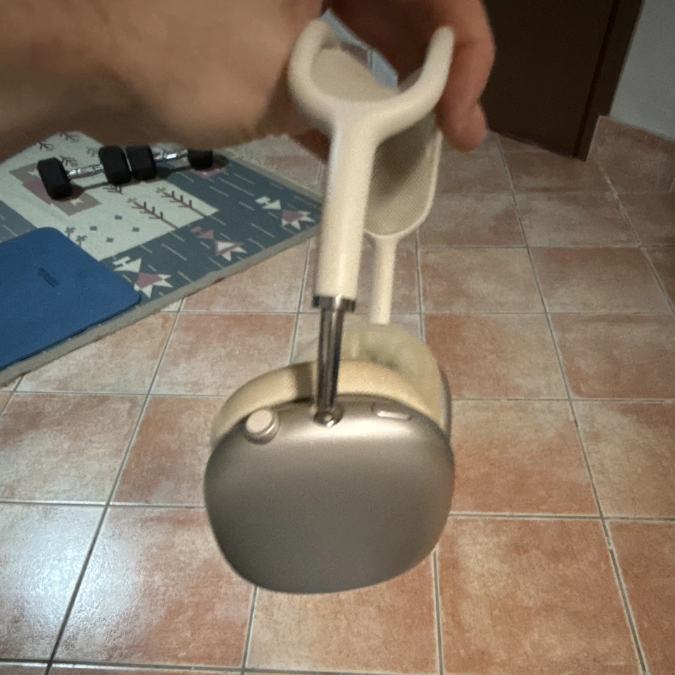 Apple AirPods Max, foto 4 di 5
