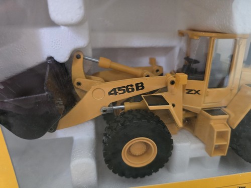 JCB 456B ZX Precision Die Cast Model JOAL 1:35 9999/2862 NEW in Box - Picture 4 of 13