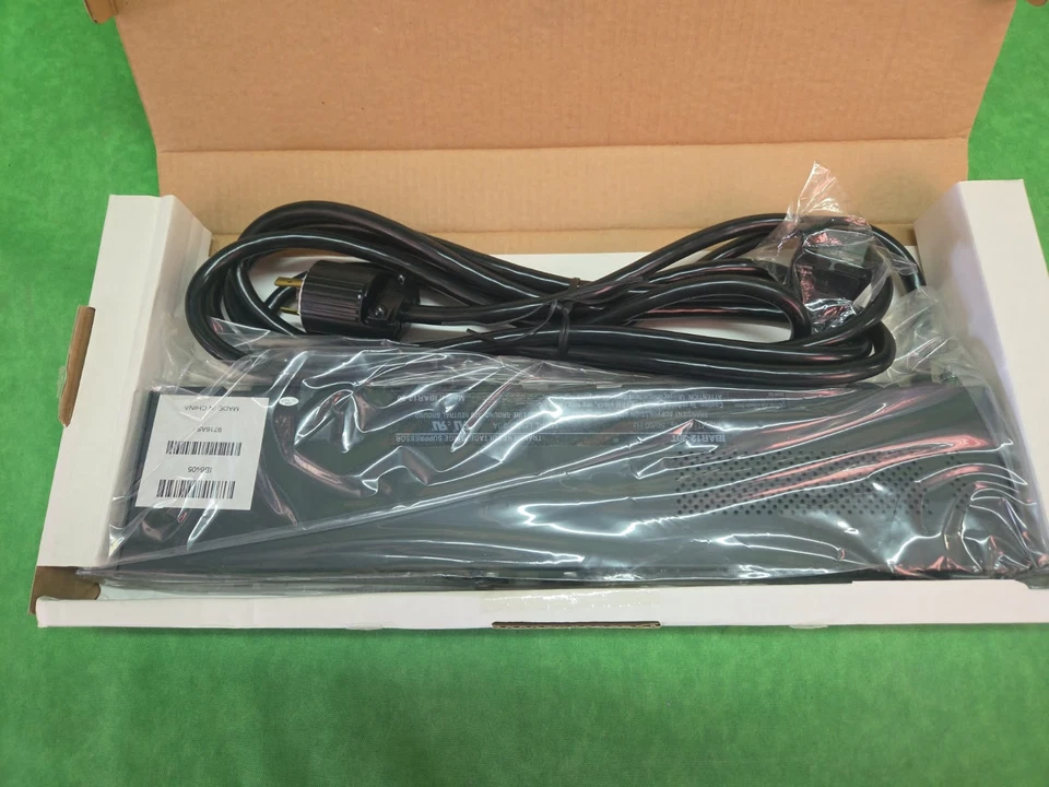 Tripp Lite IBAR12-20T 20A 12 Outlet 15ft Cord 黑色 浪涌电压保护器 — 第 3/4 张图片