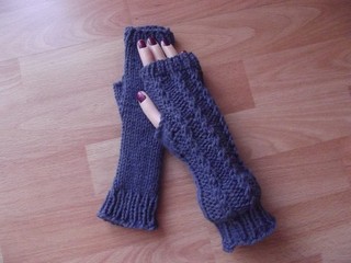 Armstulpen Pulswärmer Handgestrickt Rauchblau Neu !!