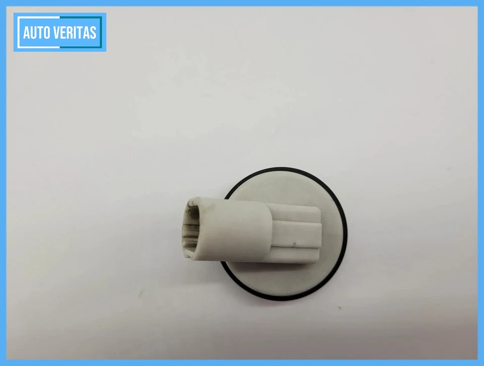 Renault/Dacia Logan (LS) lamp carrier turn signal L/R 6001548131 - Image 2 of 4