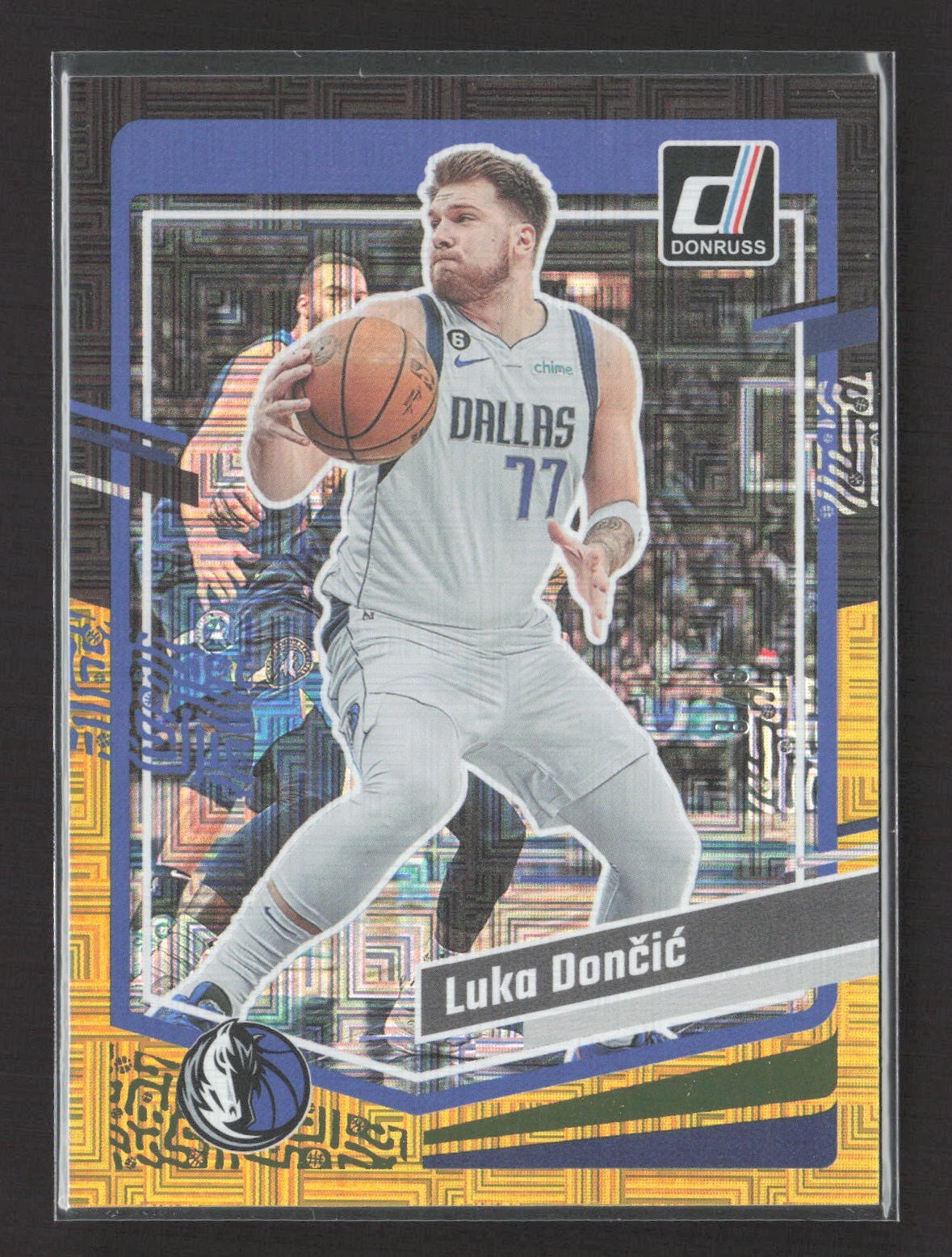 2023-24 Panini Donruss Luka Doncic Black GOld Choice /8 #141