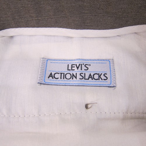 Pantalones de vestir plisados marrones 36x32 vintage años 90 Levi's Action para hombre - Imagen 7 de 8