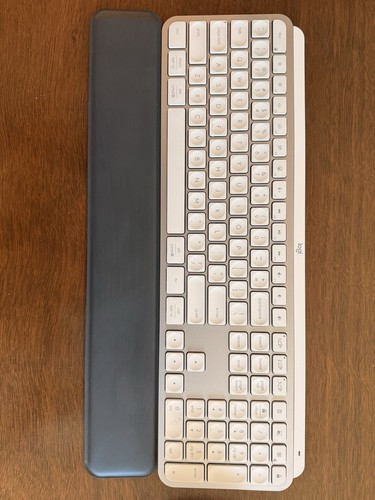Logitech MX Keys And MX Master 3S Mouse Bundle - White - Picture 2 of 9