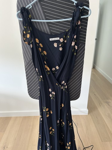 Reformation Floral Wrap Dress Size M - Picture 1 of 5