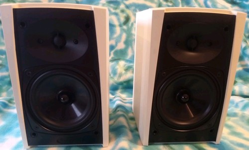 Boston Acoustics CR65 Audiophile Bookshelf Speakers - Picture 2 of 15