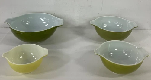 Vtg Pyrex Mixing Bowl Set of 4 Nesting Avocado Verde Cinderella 444 443 442 441
