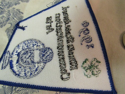 Vtg. 1990 4-H Illinois State Award Communication Arts Embroidered Patch - Picture 3 of 3