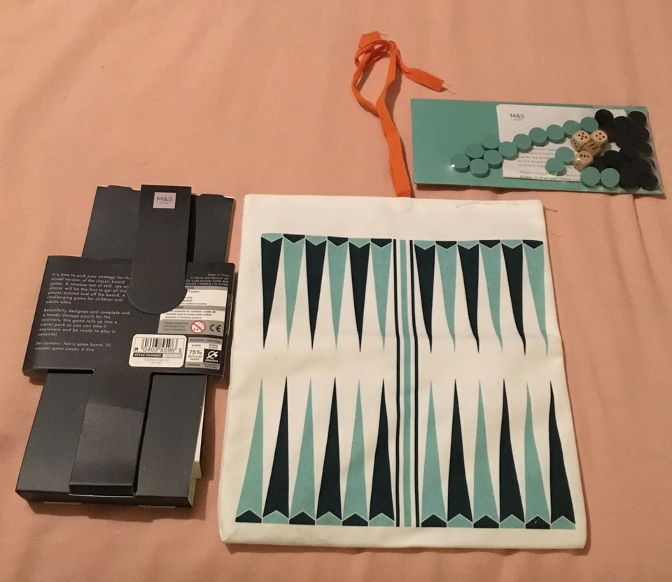 Marks & Spencer M&S On The Go Travel Set Backgammon_Strategy Game New - Image 4 of 4