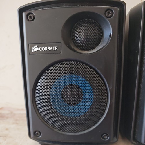 Corsair SP2500 2.1 Speakers - Photo 2/4