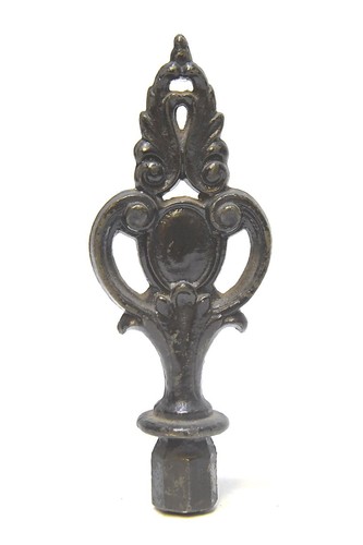 VINTAGE METAL DECORATIVE LAMP FINIAL 1/4 THREAD - Picture 2 of 3