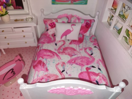 Dollhouse Furniture Lot 1:12 Bedroom Set Flamingo Theme - Picture 3 of 13