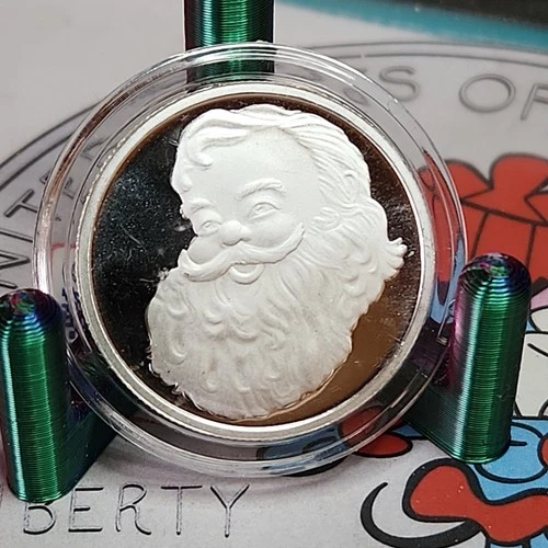 Believe In The Magic of Christmas Santa Coin 1/2 Troy Oz .999 Fine Silver Round