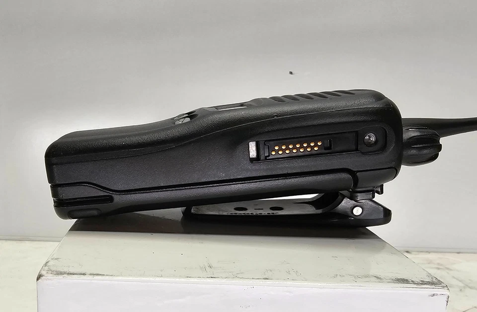 Kenwood TK-3180 TK3180 UHF (450-520) МГц 5 Вт 512 Ch Ltd клавиатура (полный комплект) - Изображение 4 из 4