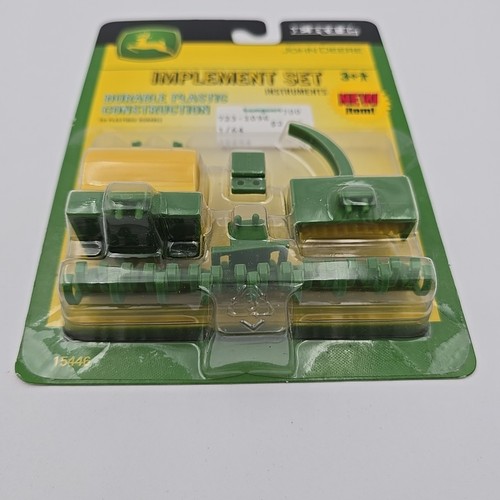 Ertl 2002 John Deere 1/64 Plastic Implement Set # 15446 - Snowblower Cultivator - Picture 4 of 5