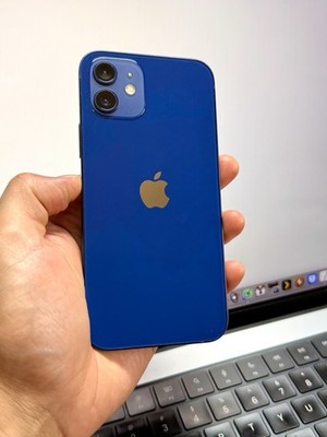 Apple iPhone 12 128GB Factory Unlocked Blue (Front Cracked