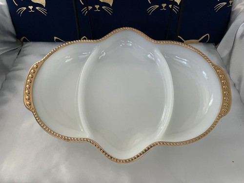 Vintage Anchor Hocking Fire King Milk Glass & Gold Trim Oval Dish 3 Sections - Picture 1 of 3
