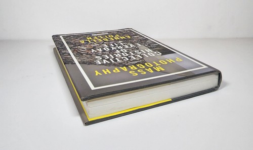 Mass Photography Collective Histories Of Everyday Life By Annebella Pollen... - 第 7/8 張圖片