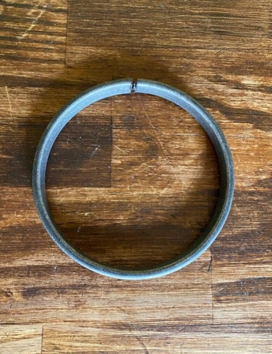 10x Decorative Iron Rings – 4.5" Weldable iron Hoops for Ornamental Fences - Picture 4 of 5